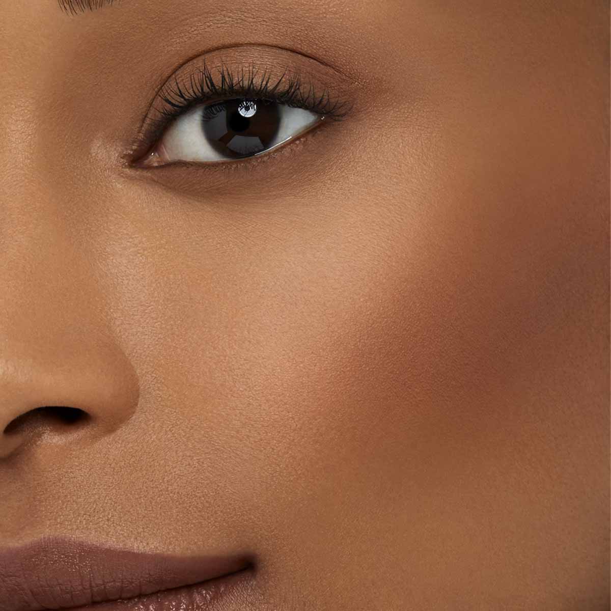 MATTE BRONZING POWDER (POLVO BRONCEADOR PARA ROSTRO)